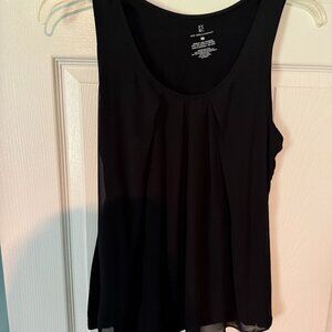 Black sleeveless tank top in medium